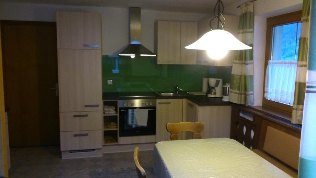 Ferienwohnung Haus Schiestl Zell am Ziller Zimmer foto